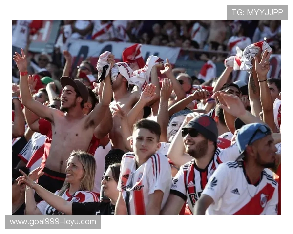 河床强势演绎：南美解放者杯表现再获新解